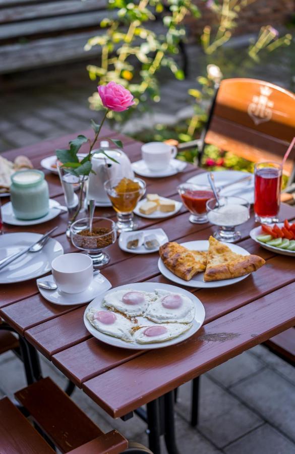 Hotel History • Სასტუმრო Ისტორია Siğnaği Dış mekan fotoğraf