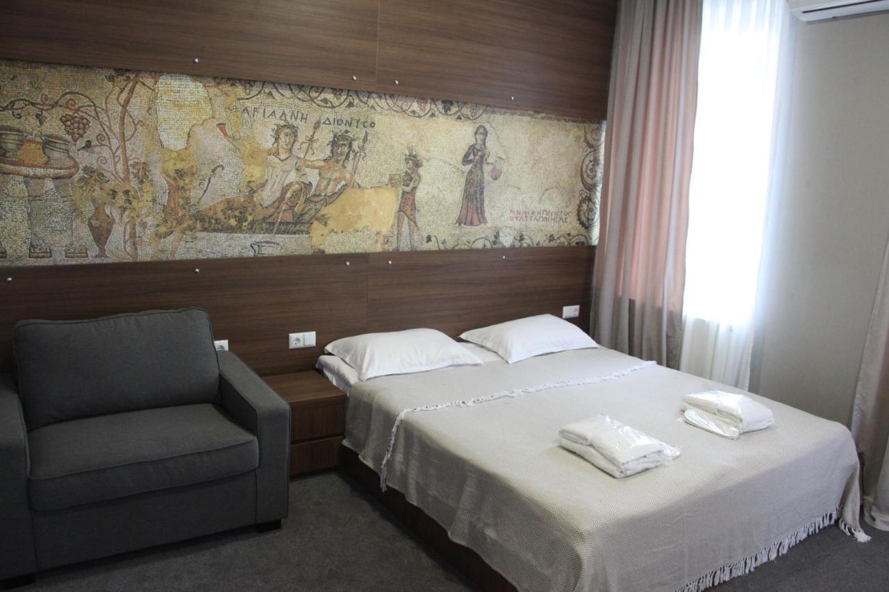Hotel History • Სასტუმრო Ისტორია Siğnaği Dış mekan fotoğraf